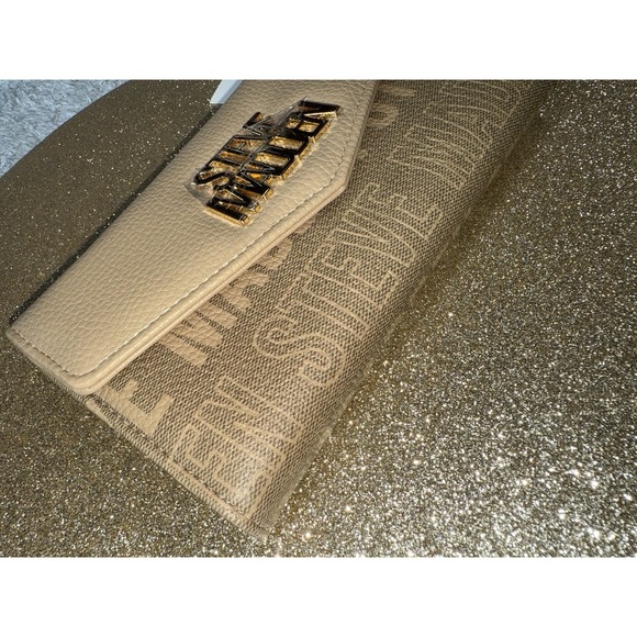 Steve Madden Embossed Logo Handle Wallet 8" x 4" AND Wristlet 9.5" x 7" Sand - Picture 6 of 15